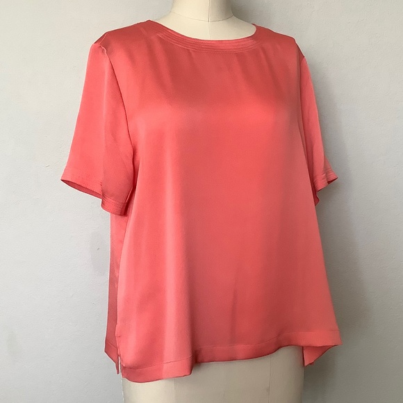 Vince Camuto Tops - Vince Camuto peachy pink XL new w tag